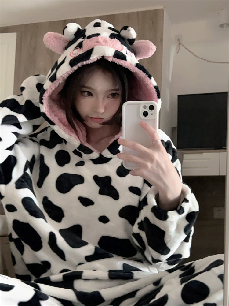 Cute Cow Pajama Set UB99372