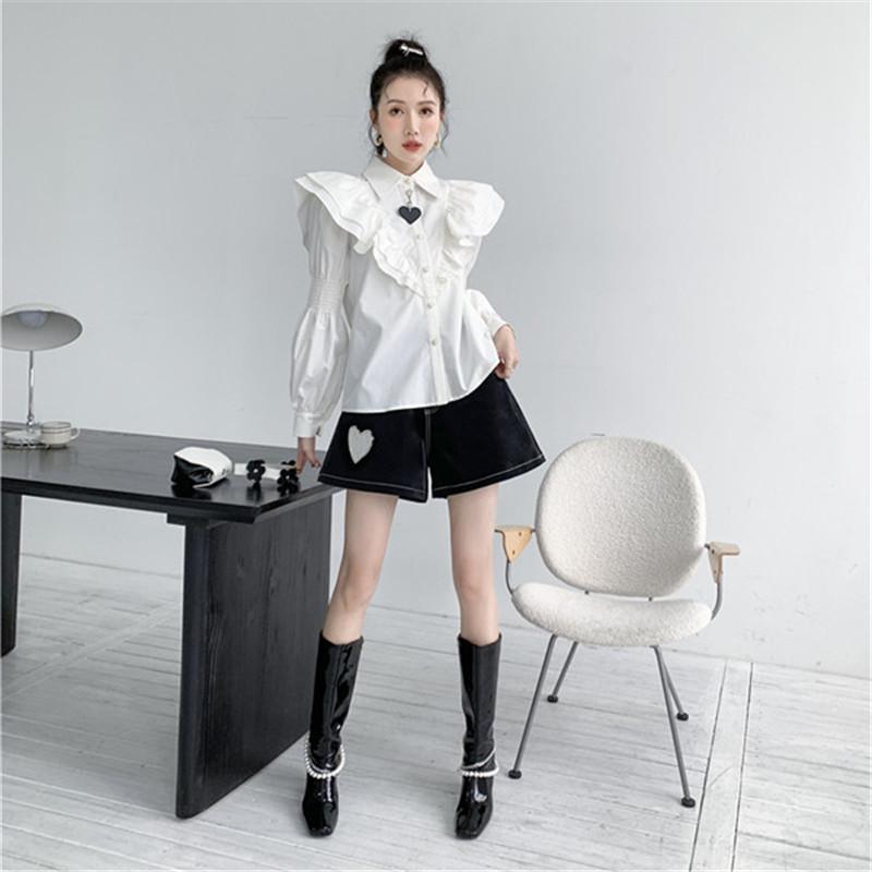 White Shirt Puff Sleeve Top/Black Shorts UB3221