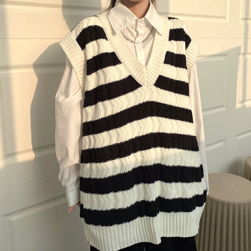 Striped sleeveless top v-neck vest UB3447