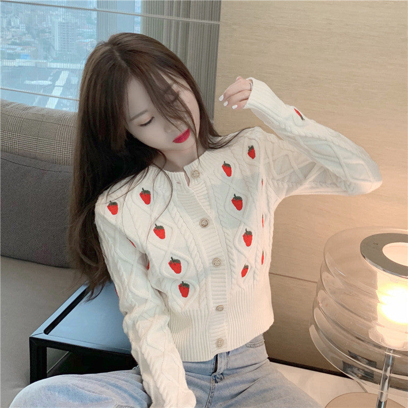 STRAWBERRY EMBROIDERED SHORT SWEATER COAT UB3157