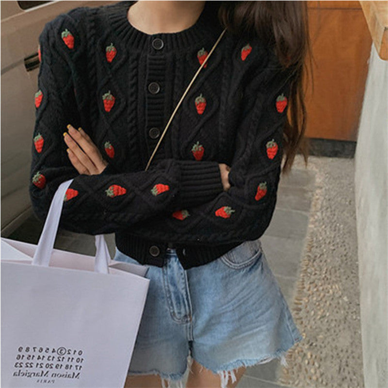 STRAWBERRY EMBROIDERED SHORT SWEATER COAT UB3157