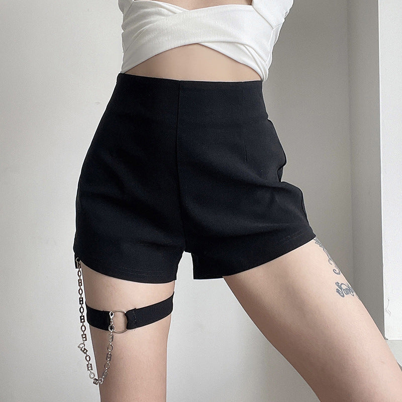 BLACK CHAIN LEG LOOP SHORTS UB2591