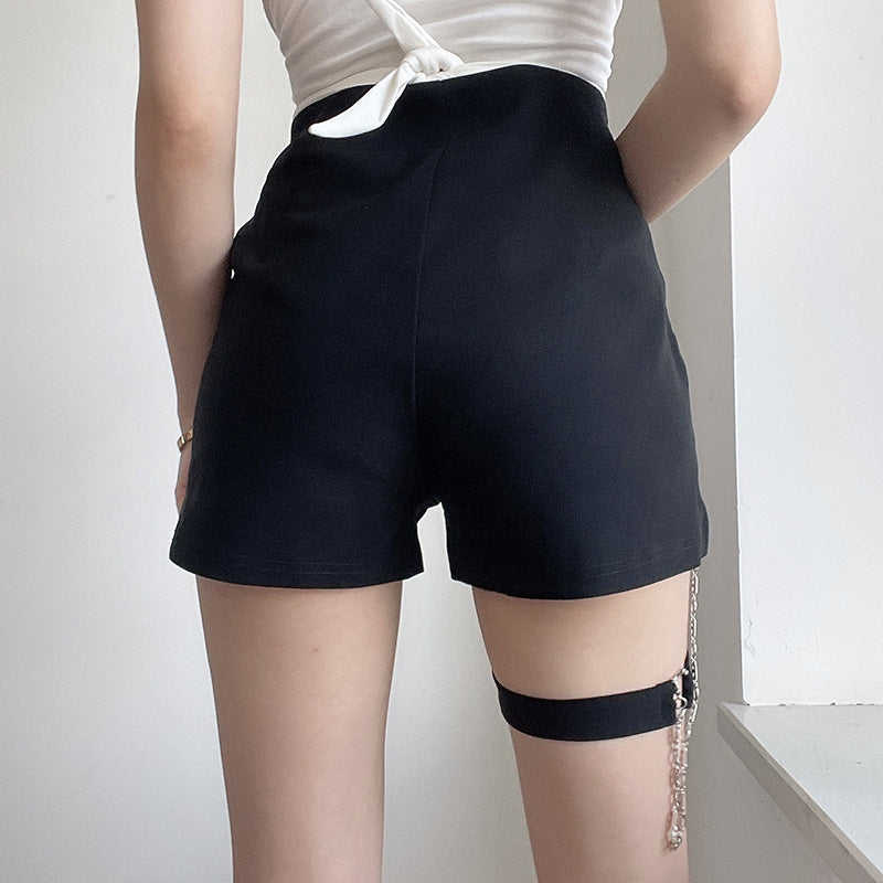 BLACK CHAIN LEG LOOP SHORTS UB2591