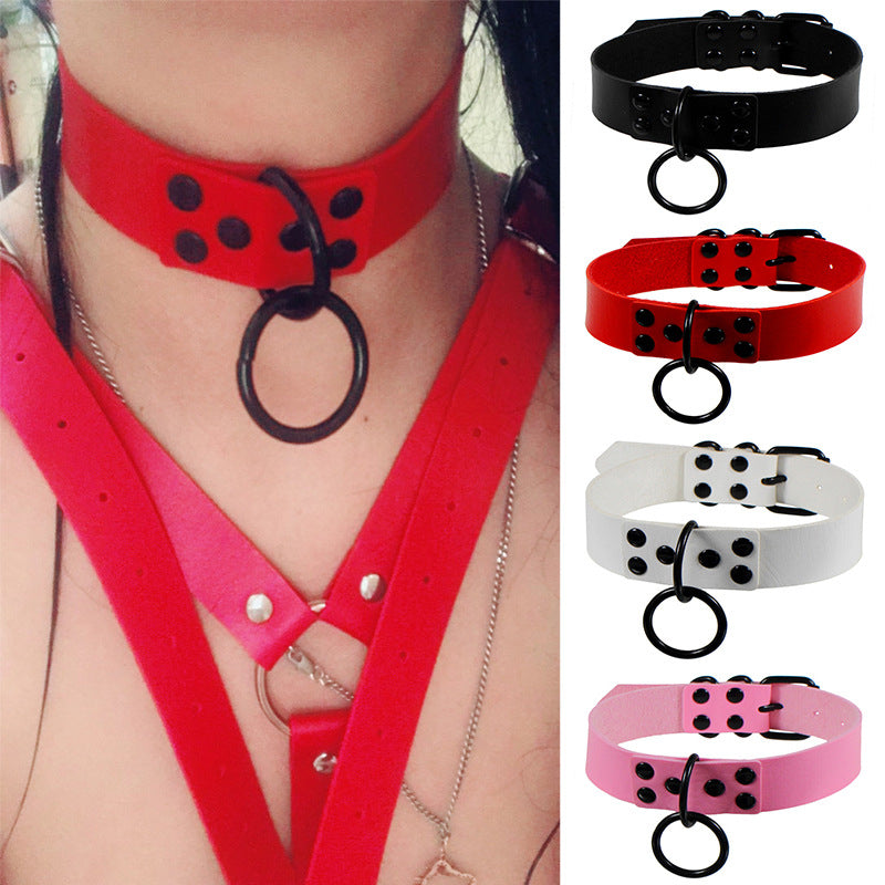 "LEATHER BLACK STUD O" CHOKER D070802