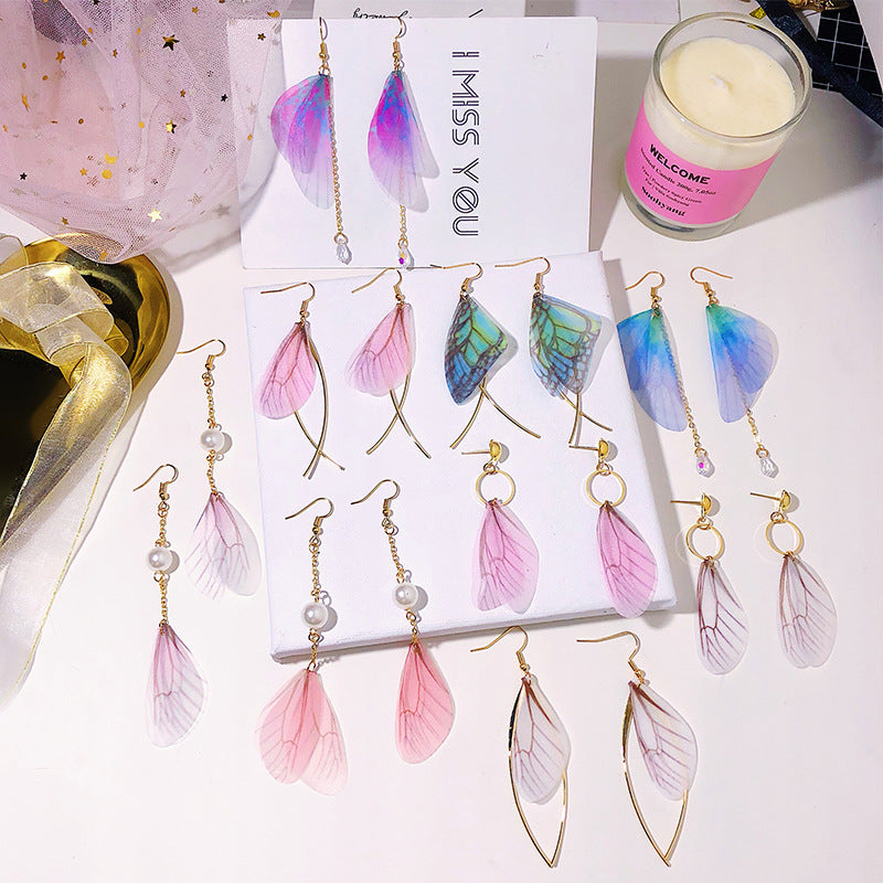 "PEARL TULLE BUTTERFLY WING" EARRINGS D042209